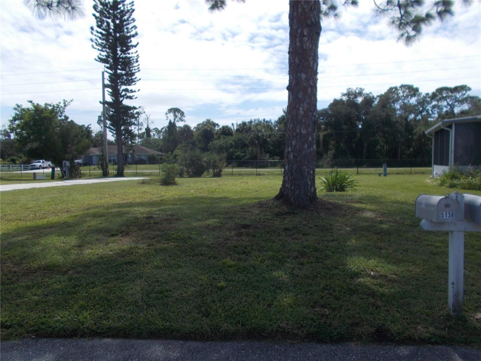 Property Photo:  5138 Palena Boulevard  FL 34287 