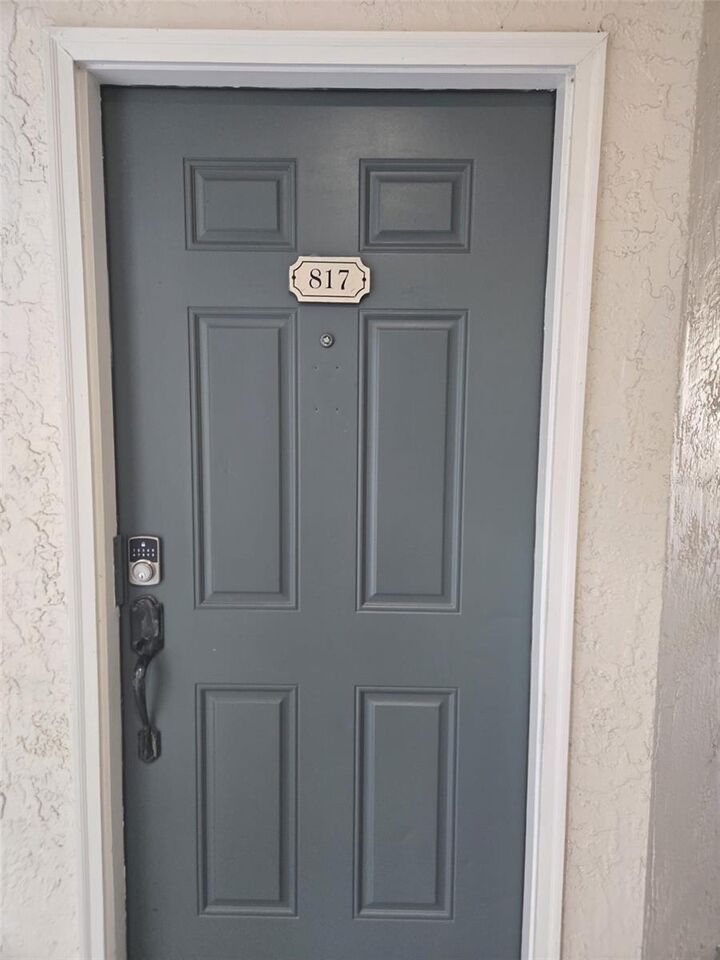 Property Photo: 5140 Conroy Road 817 FL 32811