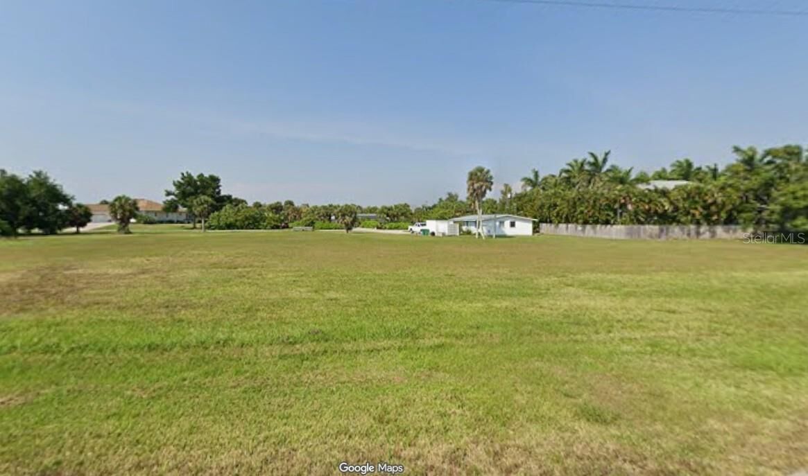 Property Photo: 120 Pompano Street FL 33946