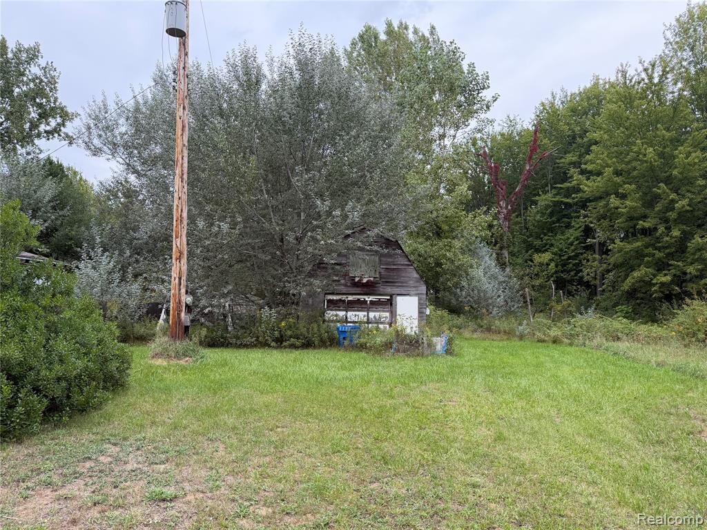 Property Photo:  3782 Hanes Road  MI 48768 9229 