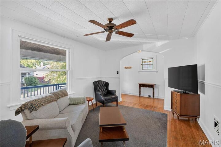 Property Photo: 4404 Osceola Street MO 63116