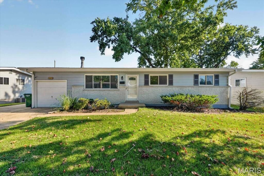 Property Photo:  665 Redwing Drive  MO 63031 