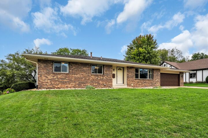 Property Photo: 616 Briody St WI 53105