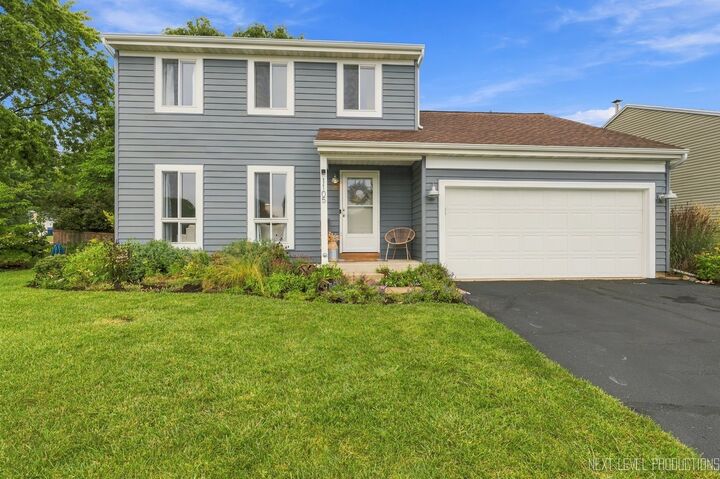 Property Photo: 1105 Appleton Lane IL 60134