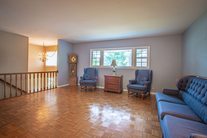 Property Photo:  1379 Cumberland Circle W  IL 60007 