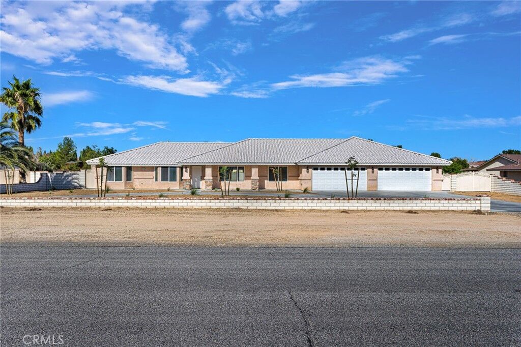 Property Photo: 14704 Pamlico CA 92307
