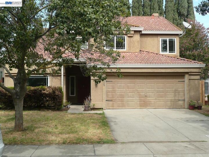 Property Photo: 1825 Mark Mead Ln CA 95356