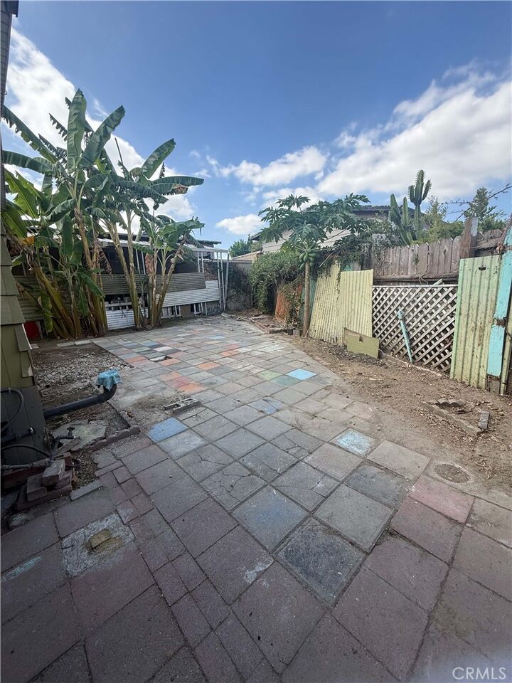 Property Photo:  721 Ginger Drive  CA 90805 