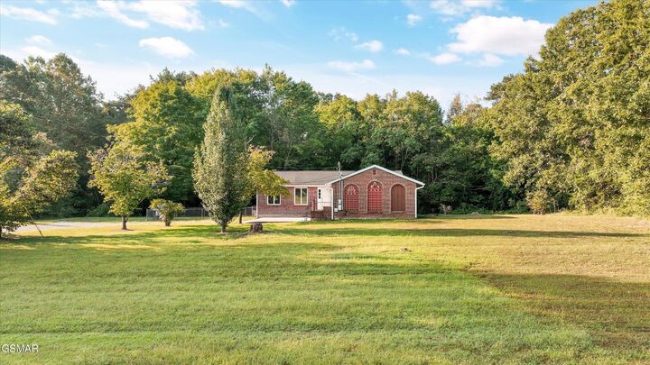 Property Photo:  204 New Center Road  TN 37876 