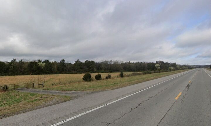 Property Photo: 249 Earl Smith Rd TN 37183