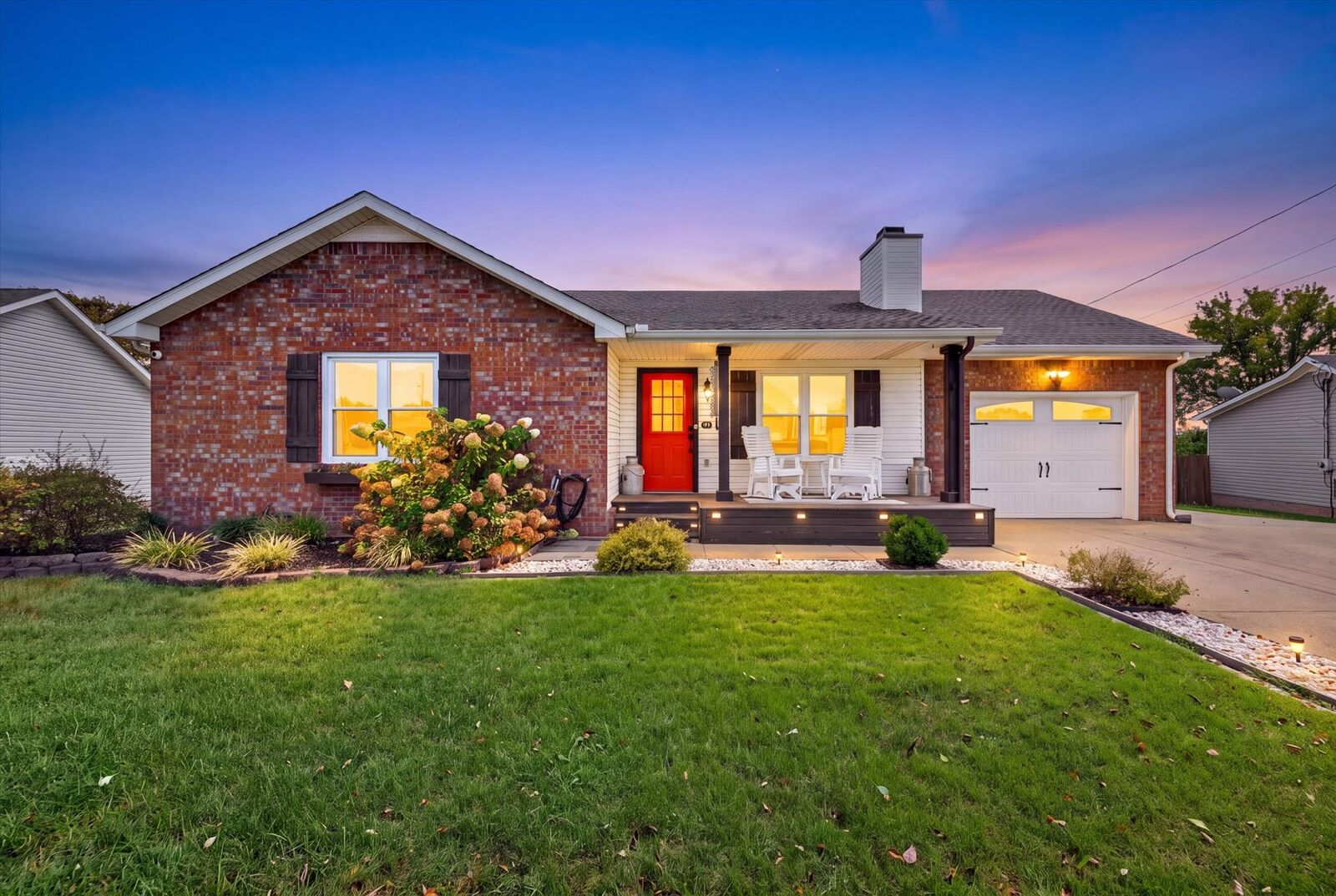 Property Photo:  1318 Meredith Way  TN 37042 