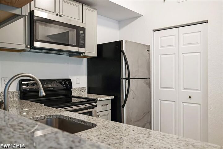 Property Photo: 6361 Aragon Way 105 FL 33966