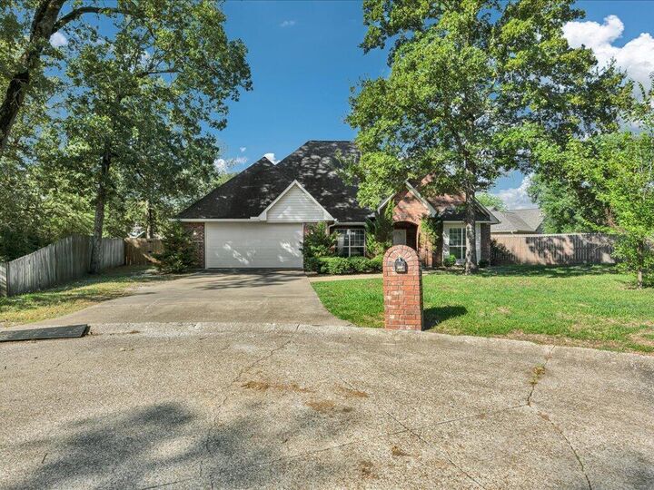 Property Photo:  227 Remington Place  TX 75904 