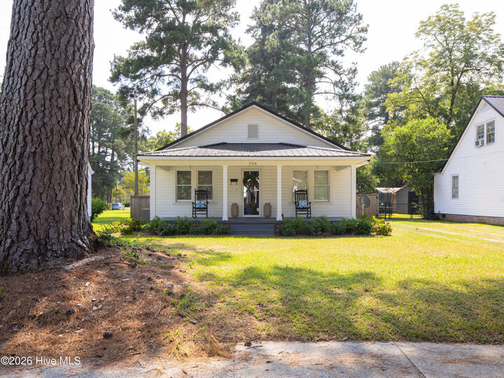Property Photo:  506 W Cutchin Street  NC 28328 