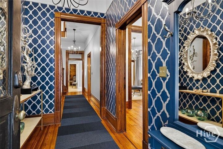 Property Photo: 106 E Harris Street GA 31401