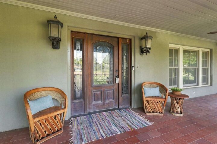 Property Photo:  1104 E Central  OK 74604 