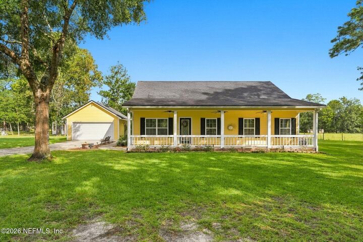 Property Photo: 1476 Long Bay Road FL 32068