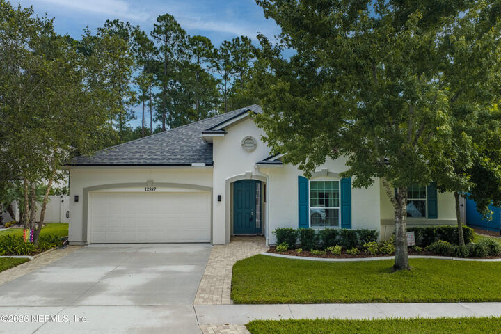 Property Photo:  12587 Julington Oaks Drive  FL 32223 
