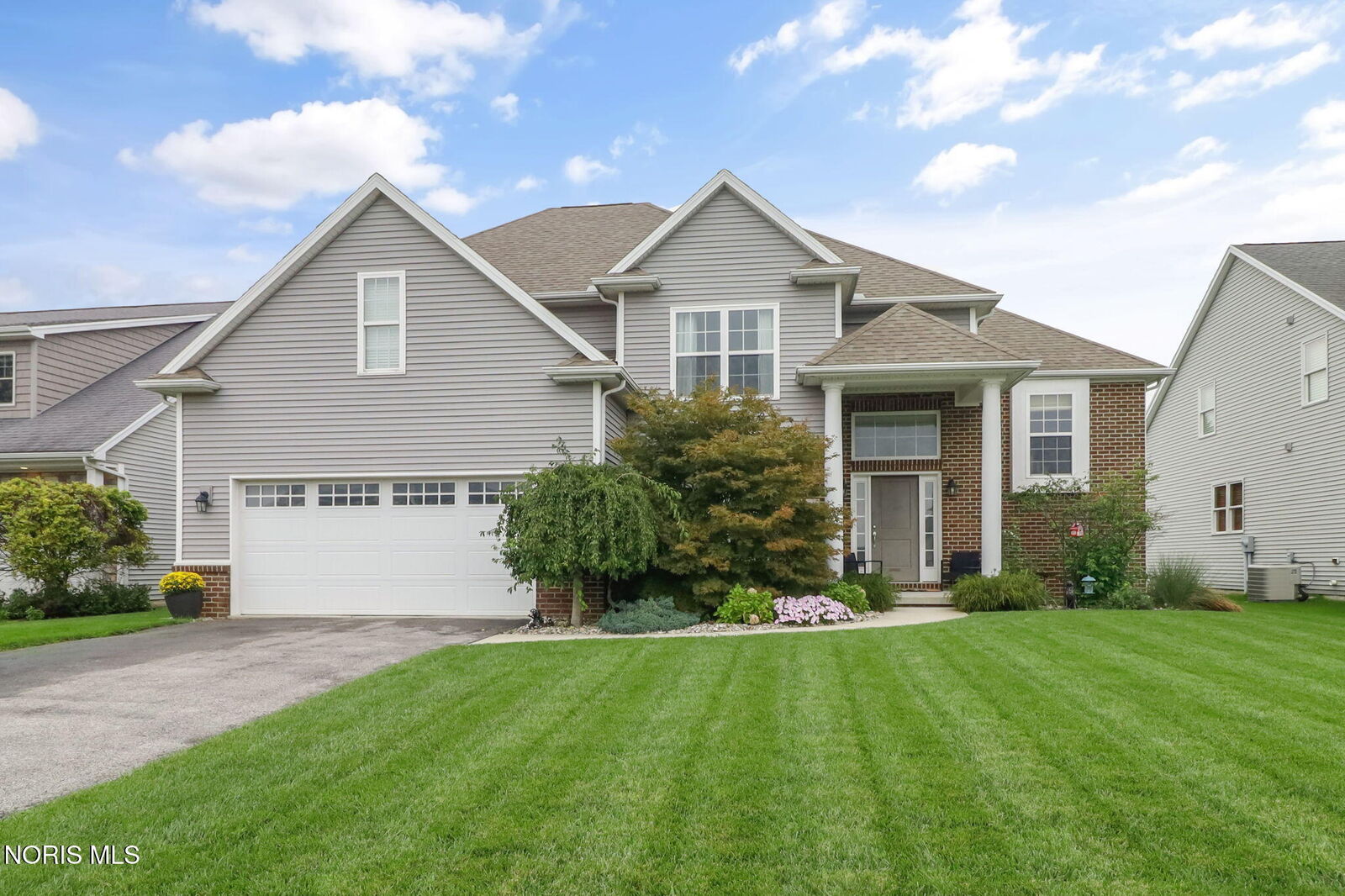 Property Photo: 5866 Walnut Springs Boulevard OH 43560
