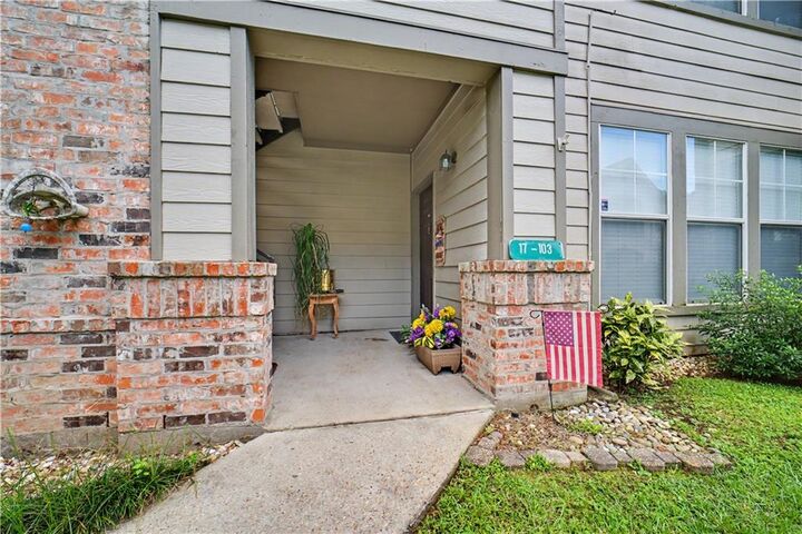 Property Photo: 350 Emerald Forest Boulevard 17103 LA 70433