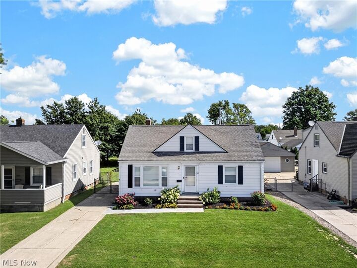 Property Photo:  305 E 329th Street  OH 44095 