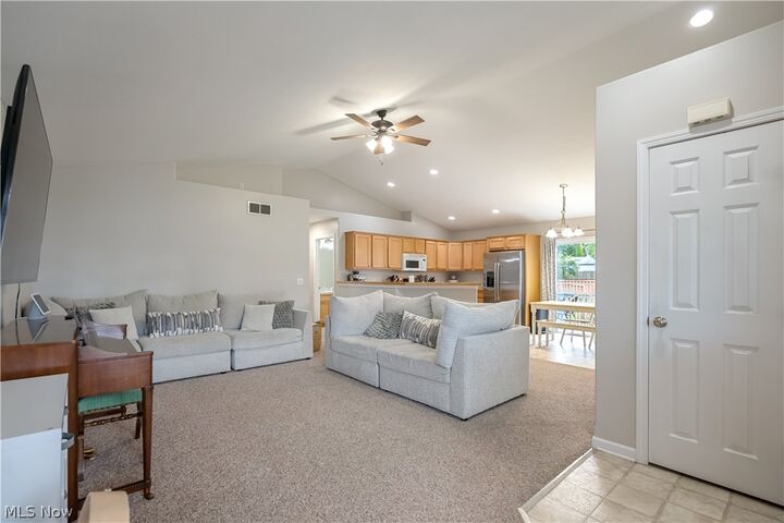 Property Photo:  477 Franklin Avenue  OH 44203 