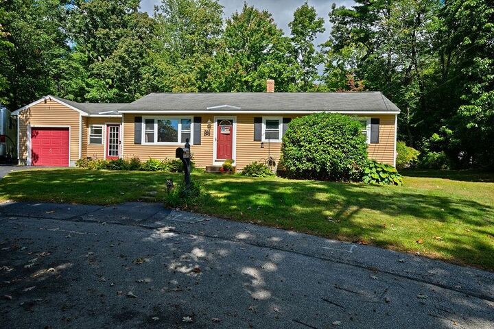 Property Photo:  5 Cyr Drive  NH 03106 