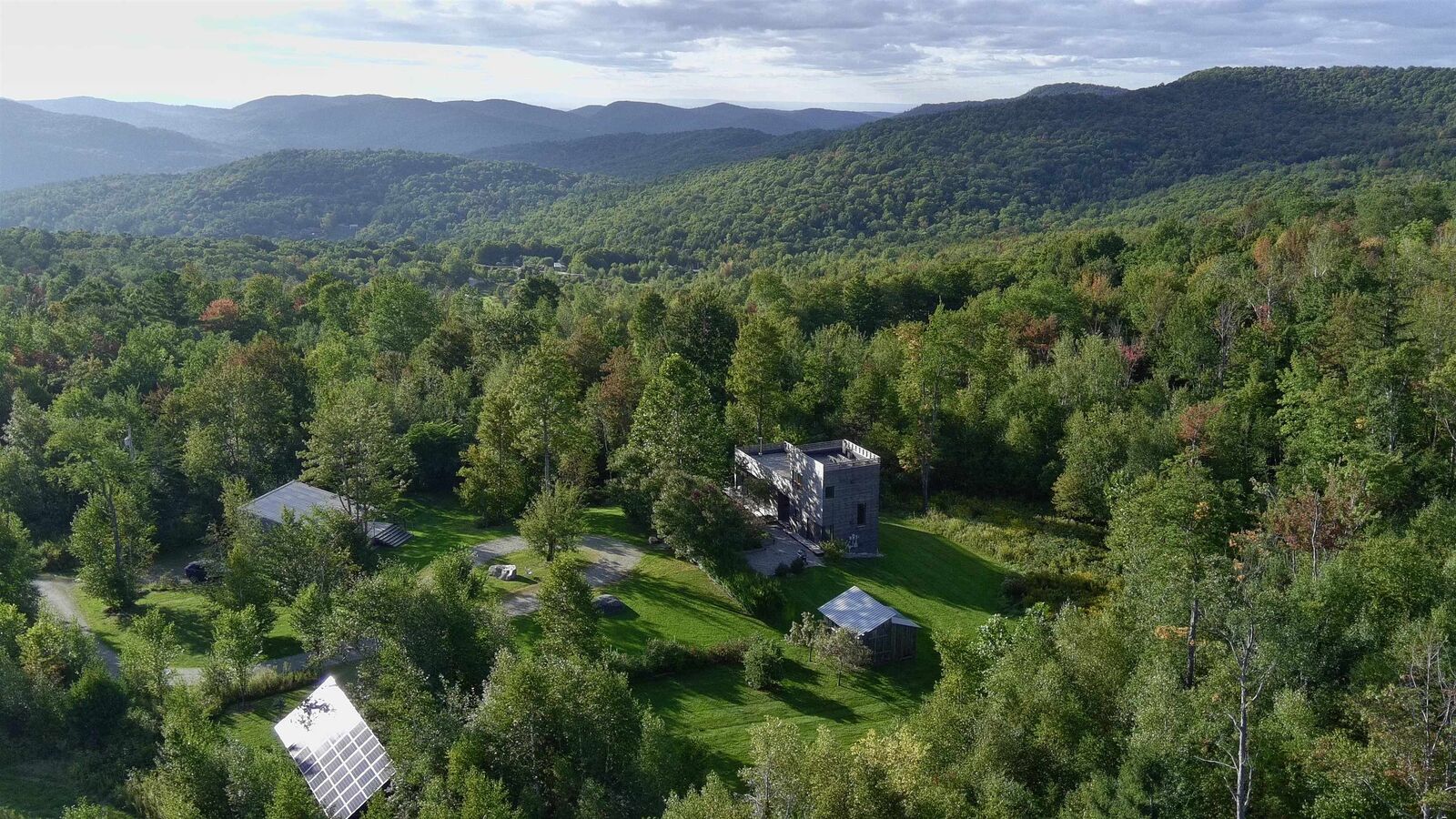Property Photo:  1069 Bert White Road  VT 05462 