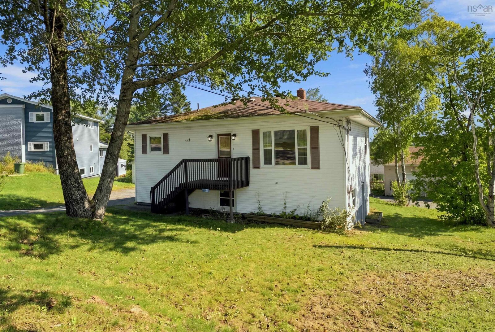 Property Photo:  1329 Sackville Drive  NS B4E 3A7 