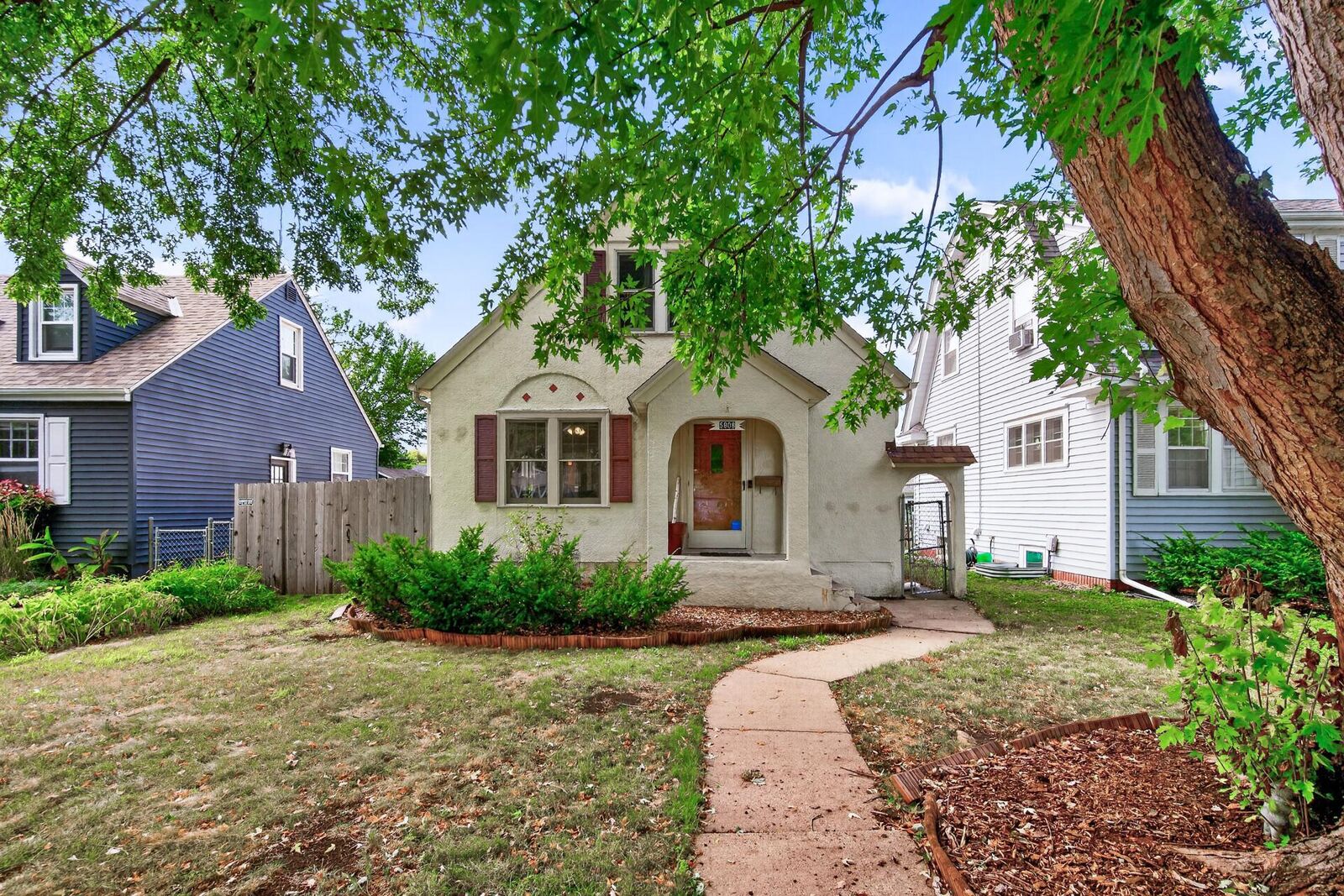 Property Photo:  5808 Pillsbury Avenue S  MN 55419 