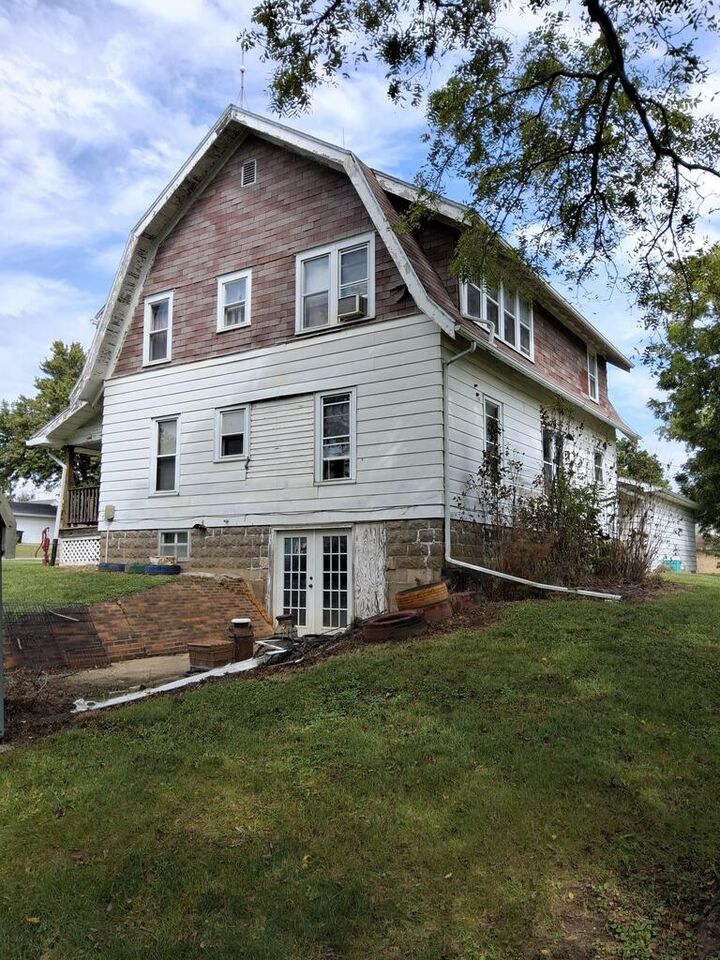Property Photo:  306 E Washington Street  MO 63548 