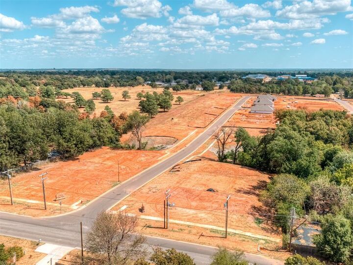 Property Photo:  2922 Eli Avenue  OK 73020 