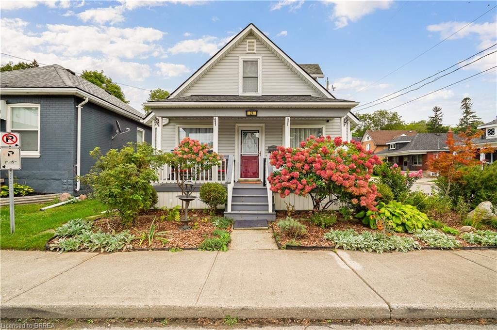 Property Photo:  24 Elliott Avenue  ON N3T 1E5 