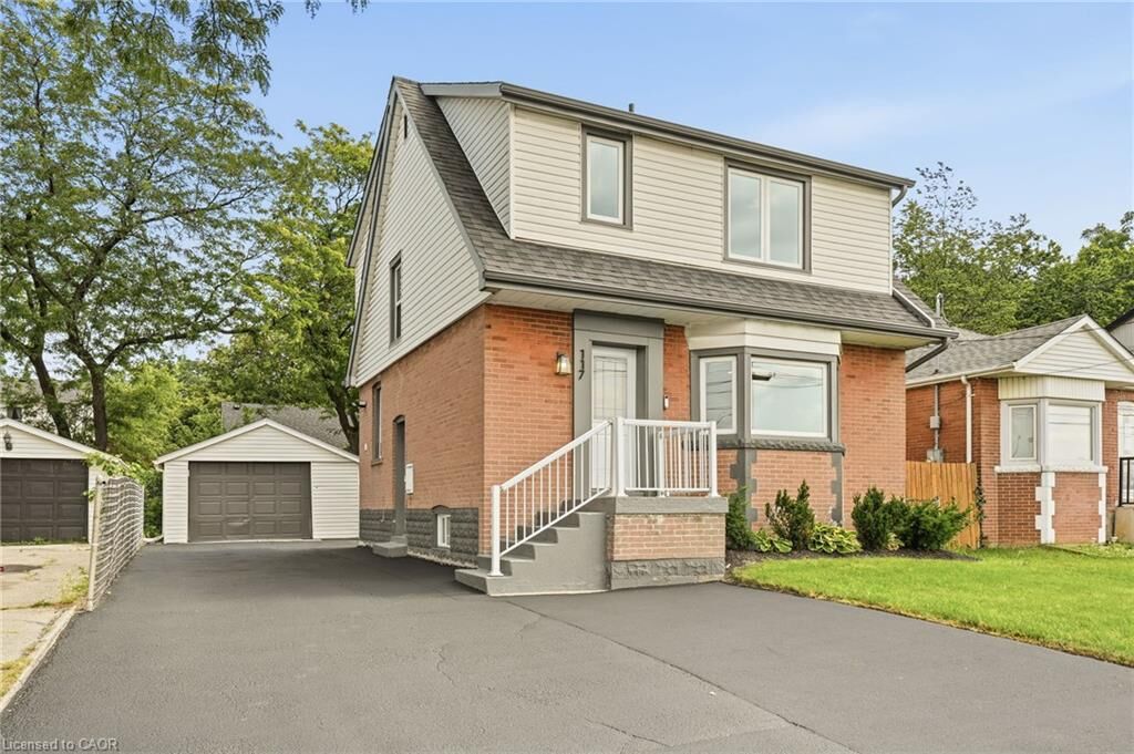 Property Photo:  117 West 5th Street  ON L9C 3N7 