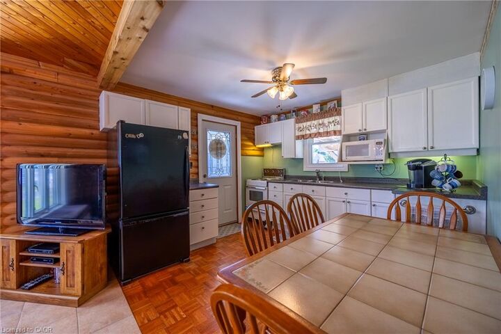 Property Photo:  22 Bass Lane  ON N0E 1M0 
