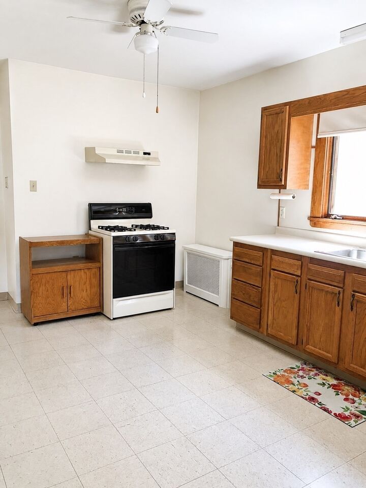 Property Photo:  64 Freeman St 1  MA 02474 