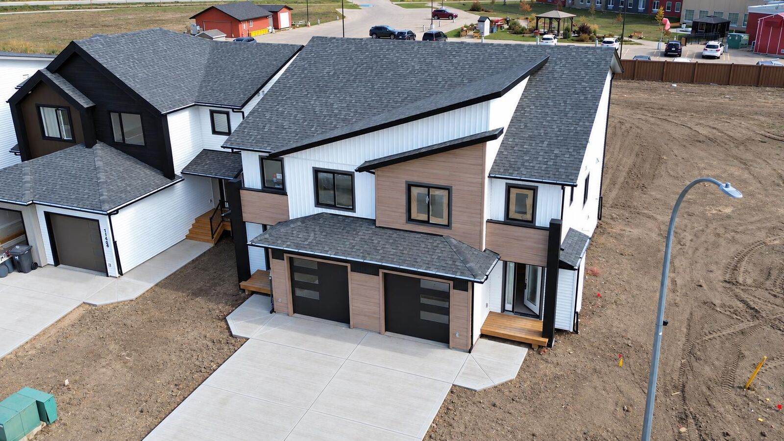 Property Photo: 11405 95 Street AB T8X 0W9
