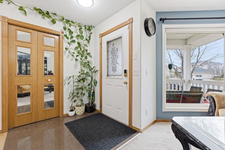 Property Photo:  83 Coral Springs Close NE  AB T3J 3T7 