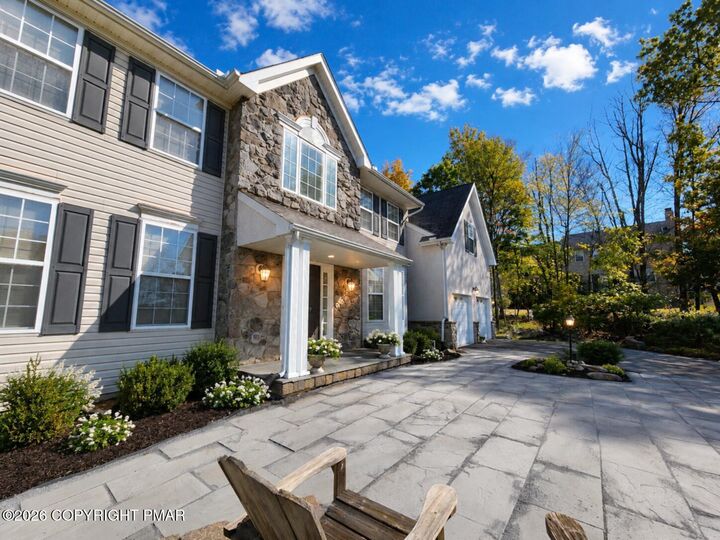 Property Photo:  2347 Snapdragon Point  PA 18301 