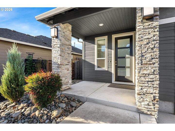 Property Photo:  5210 NE 133rd St  WA 98686 
