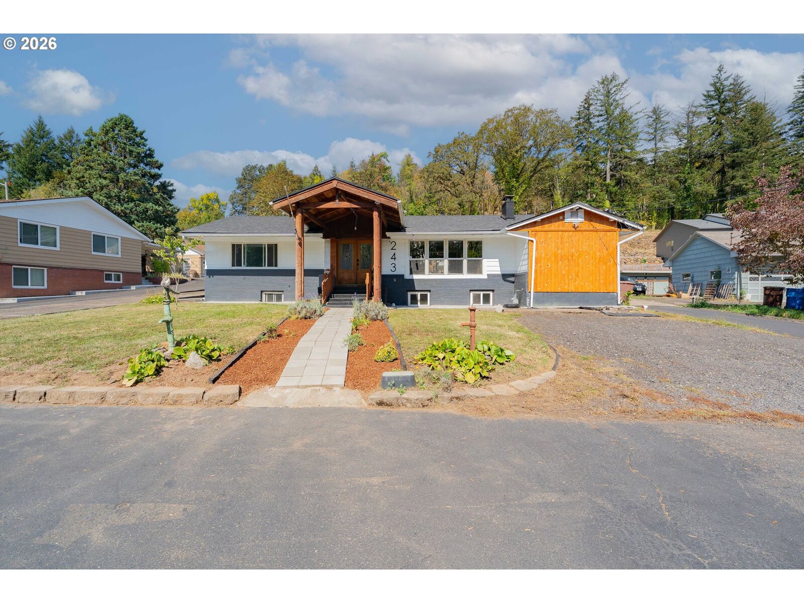 Property Photo:  243 N Shepherd Rd  WA 98671 