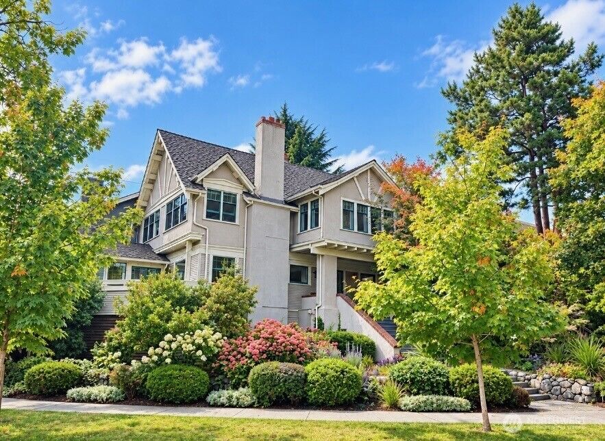 Property Photo:  419  Wheeler Street  WA 98109 