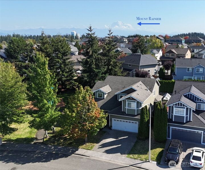 Property Photo: 6214 Perry Avenue SE WA 98092