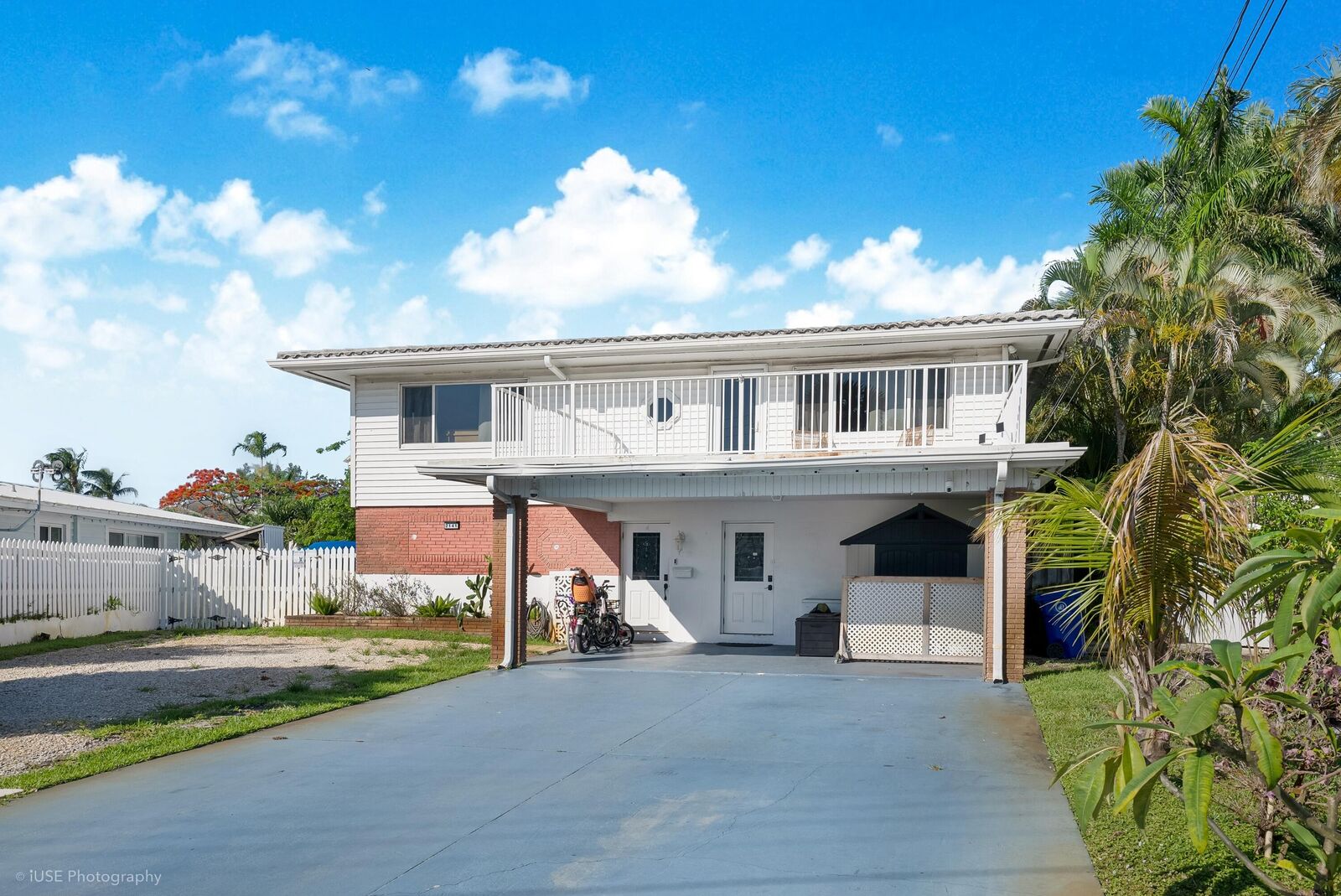 Property Photo: 2141 SW 23rd Avenue FL 33312