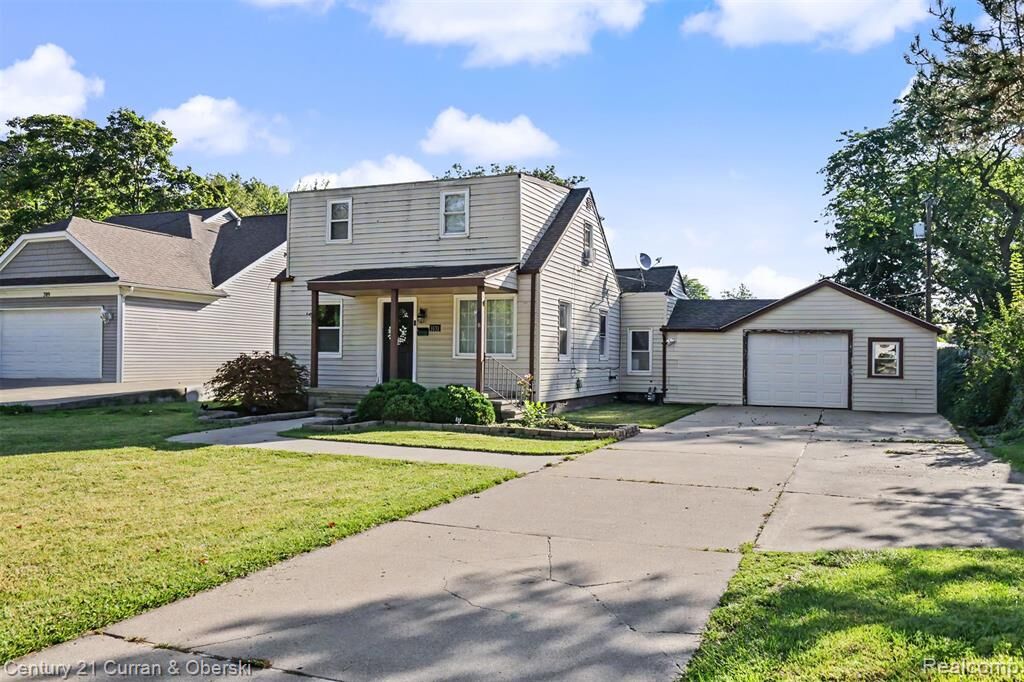 Property Photo: 3131 Lafayette Drive MI 48183