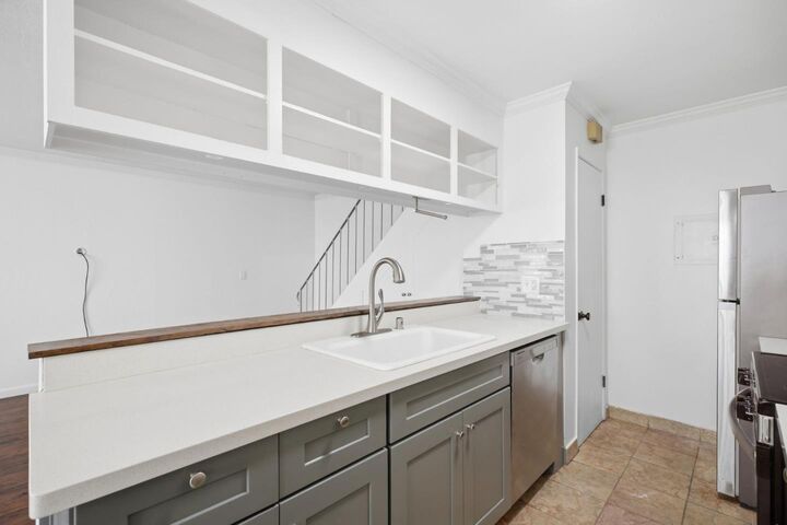 Property Photo:  5497 Spinnaker Wwy 2  CA 95123 