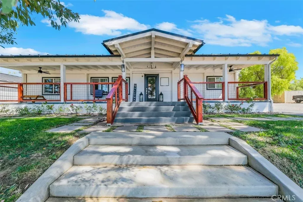 Property Photo:  41190 Camino Norte  CA 92592 