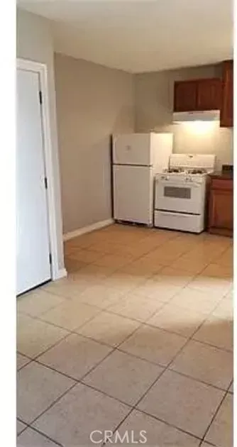 Property Photo:  740 W 82nd Street 4  CA 90044 