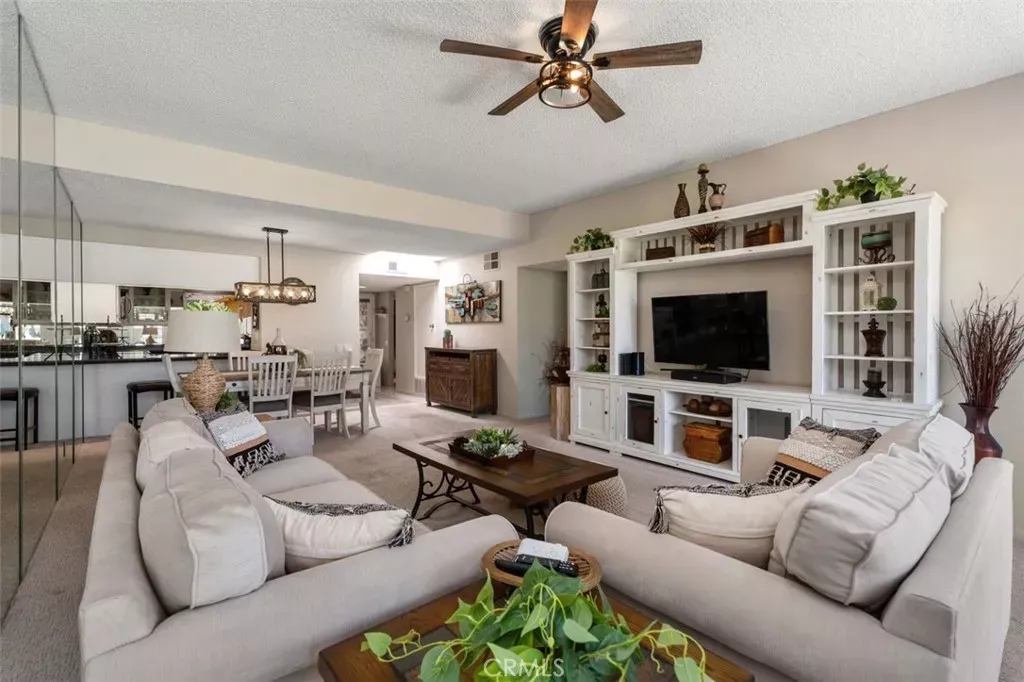 Property Photo:  92 La Cerra  CA 92270 