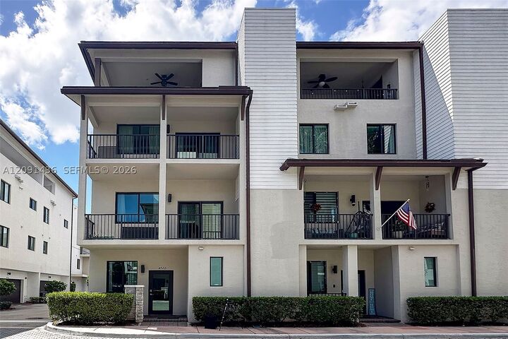Property Photo:  4720 NW 84th Ct  FL 33166 
